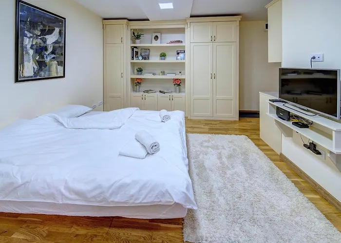 Oasis Moonze شقة *