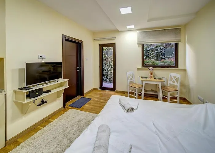 شقة Oasis Moonze Zemun