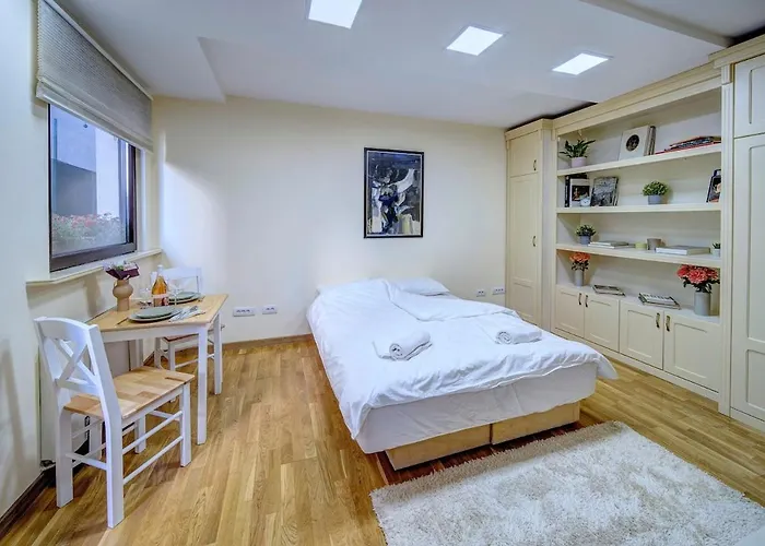 Oasis Moonze شقة *